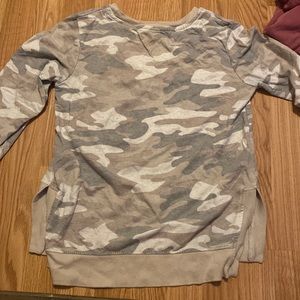 Camo crew neck